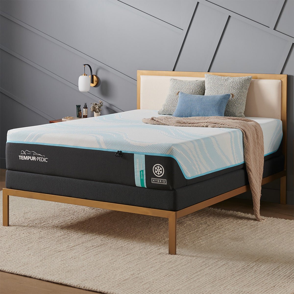 33027-01-TEMBreezeESBPDPsOct22_PRObreeze_Medium_Hybrid_ATF_A_13IC1 Tempur-Pedic® ProBreeze® 12" Medium Hybrid Mattress - 5° Cooling Support - Image 1