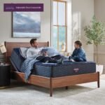 Beautyrest World Class Hybrid Level Three Firm 13" Mattress - Image 4