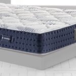 Magniflex Magnicool 10 Firm Luxury Italian Mattress with Temperature-Regulating Fabric