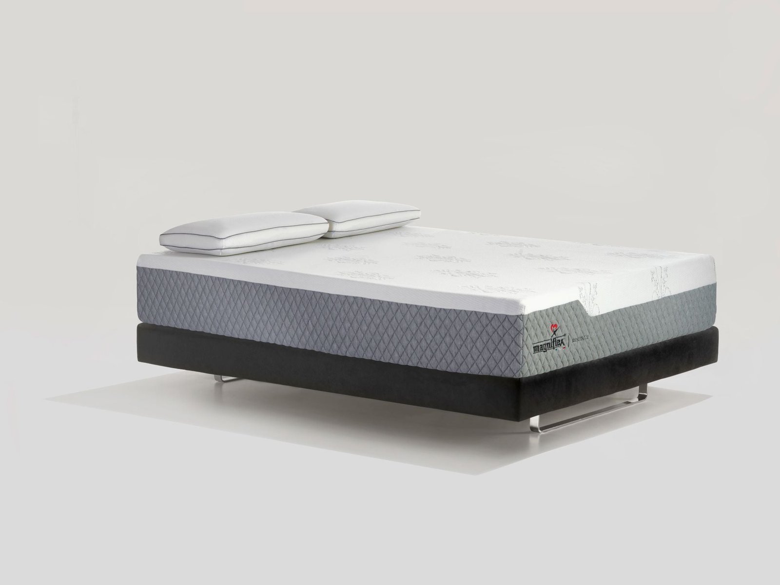 MATERASSOCLASSICOESSENTIAL12MX3-4CUSCINI Magniflex Classico Essential 12 Mattress - Image 1